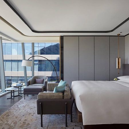 Xuzhou Marriott Hotel Lakeview Bagian luar foto
