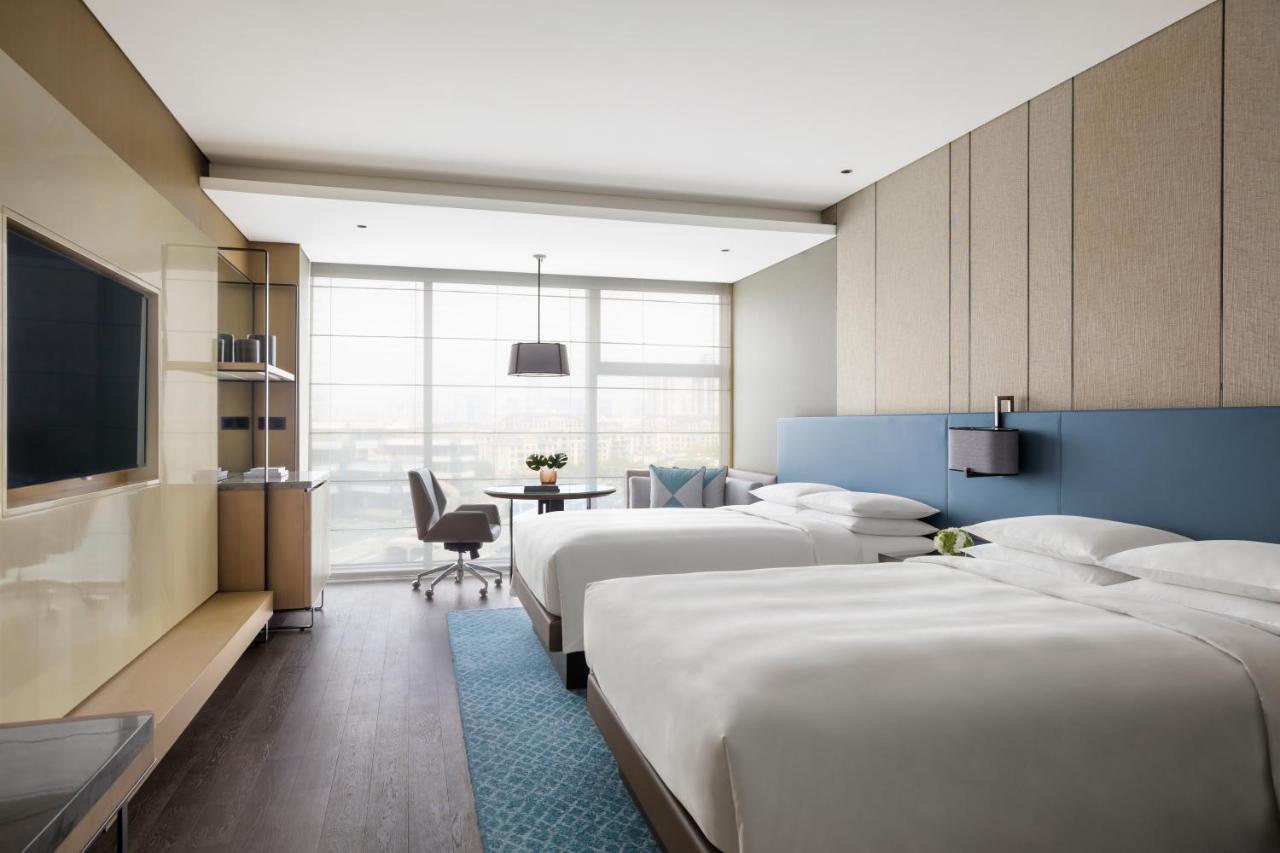Xuzhou Marriott Hotel Lakeview Bagian luar foto