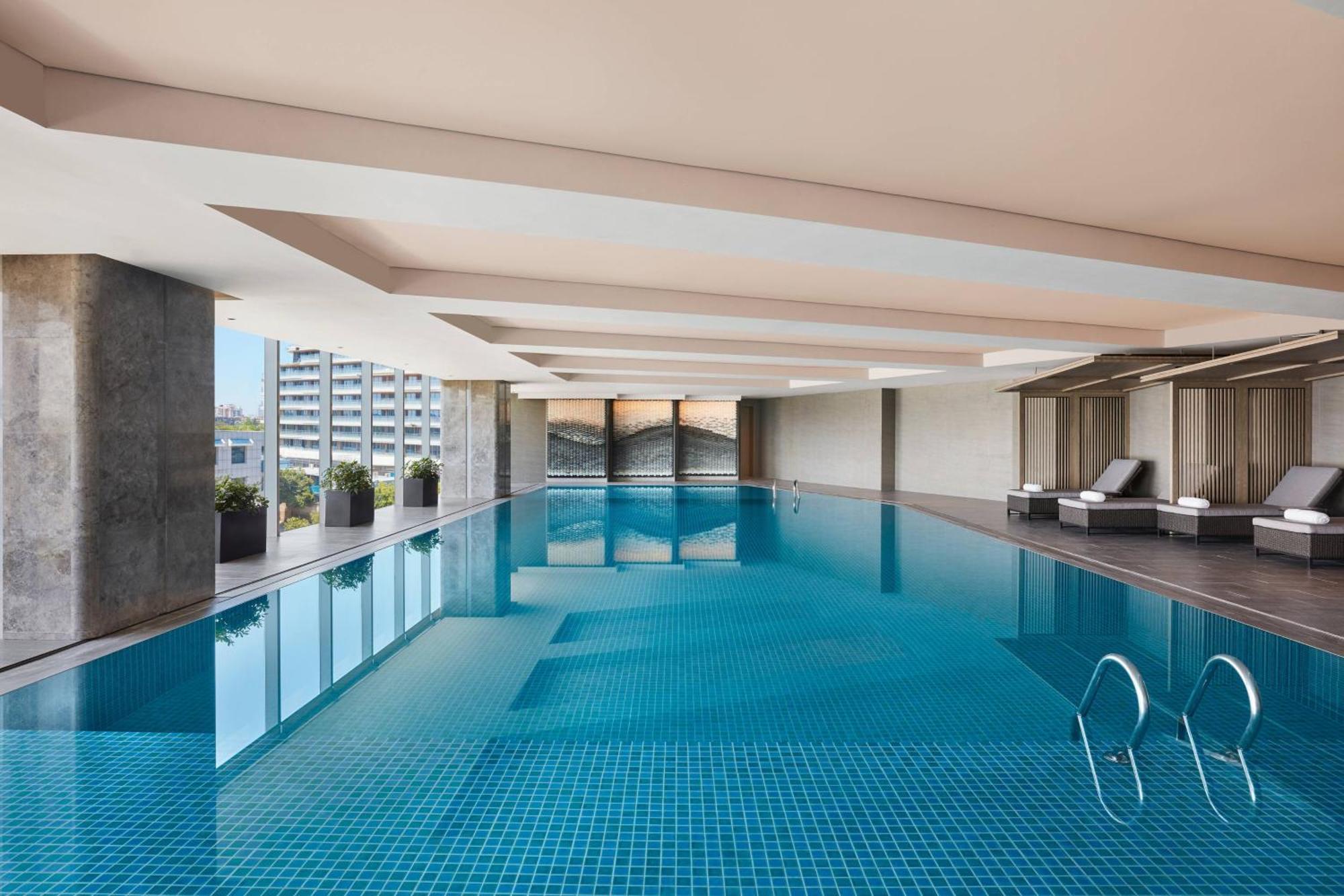 Xuzhou Marriott Hotel Lakeview Bagian luar foto