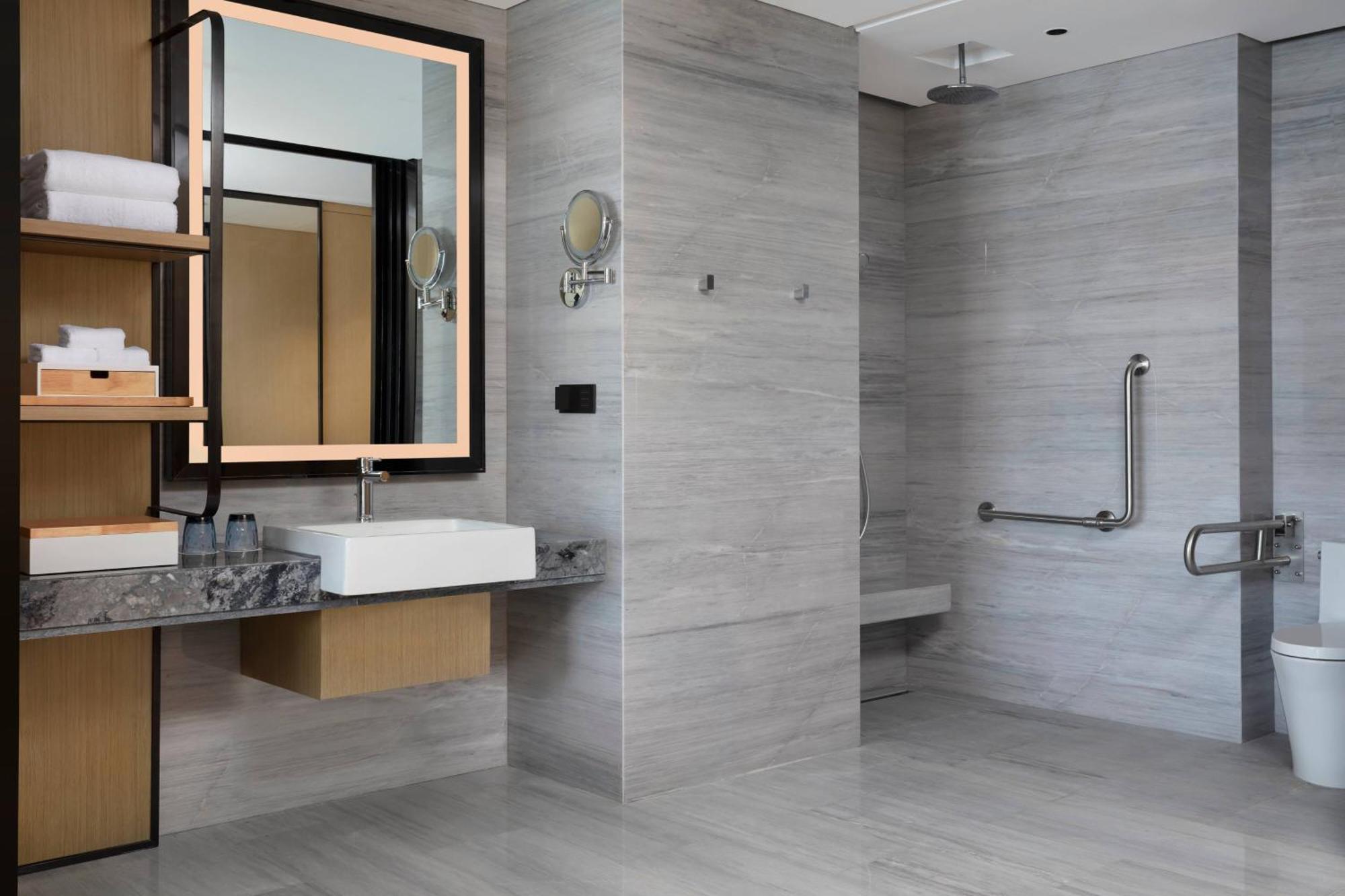 Xuzhou Marriott Hotel Lakeview Bagian luar foto