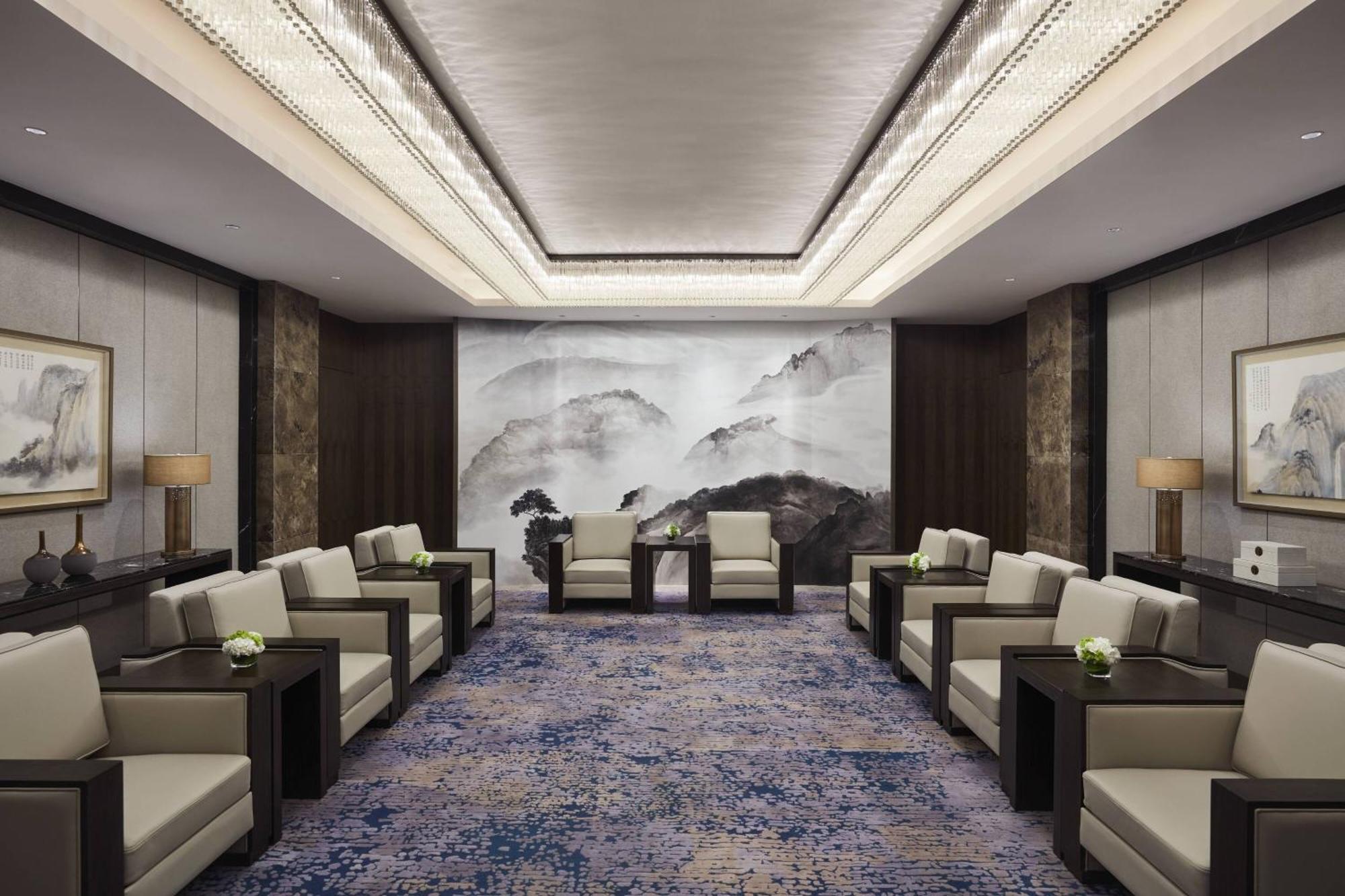 Xuzhou Marriott Hotel Lakeview Bagian luar foto