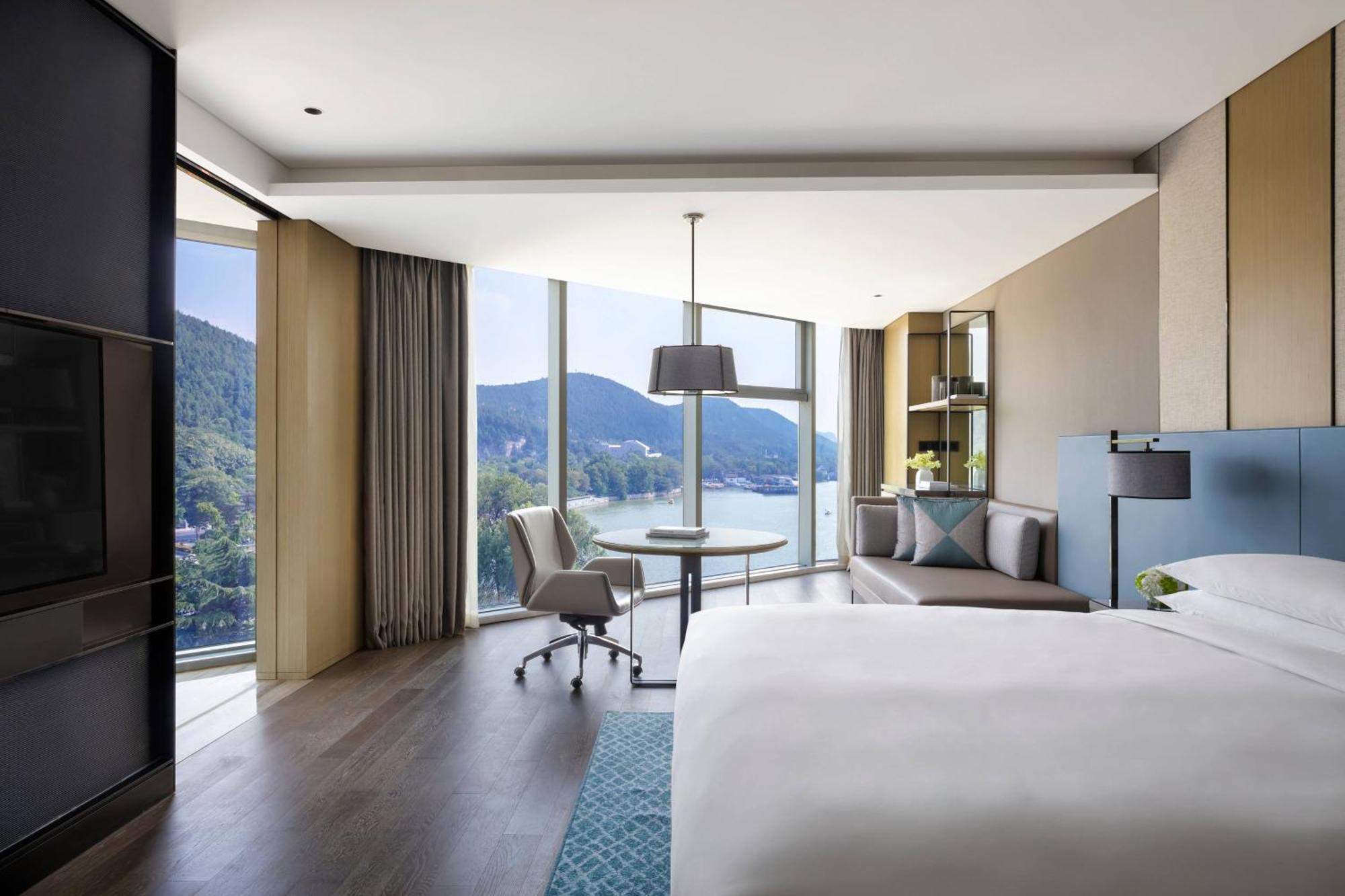 Xuzhou Marriott Hotel Lakeview Bagian luar foto