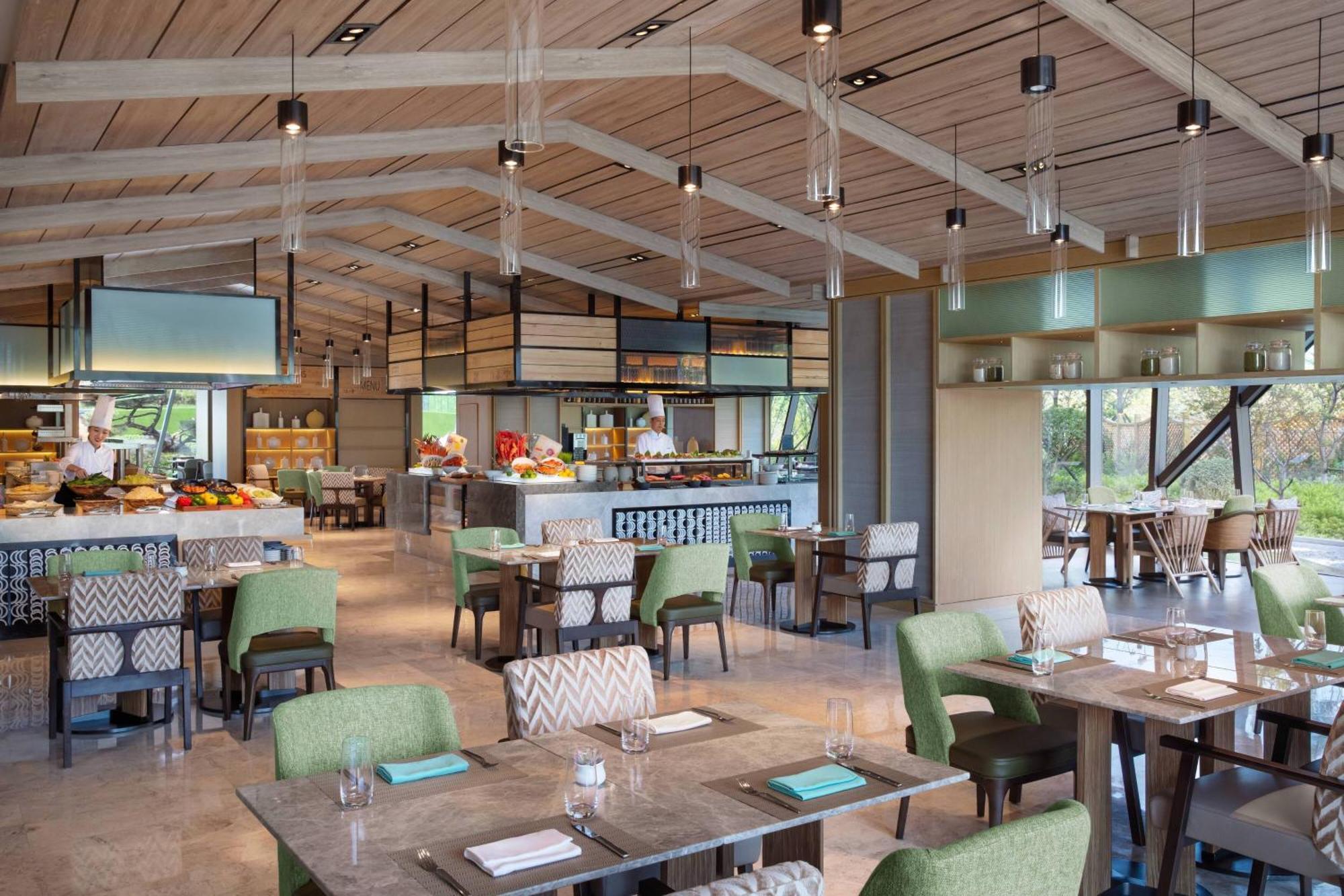 Xuzhou Marriott Hotel Lakeview Bagian luar foto
