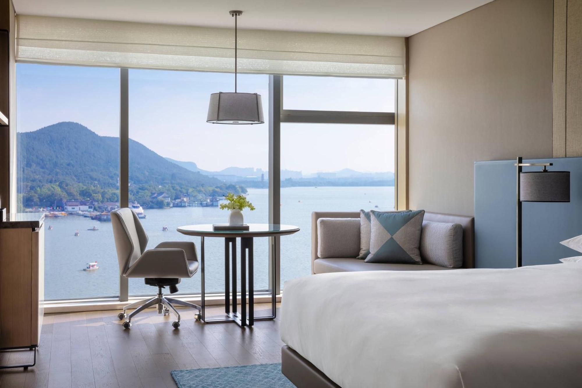 Xuzhou Marriott Hotel Lakeview Bagian luar foto