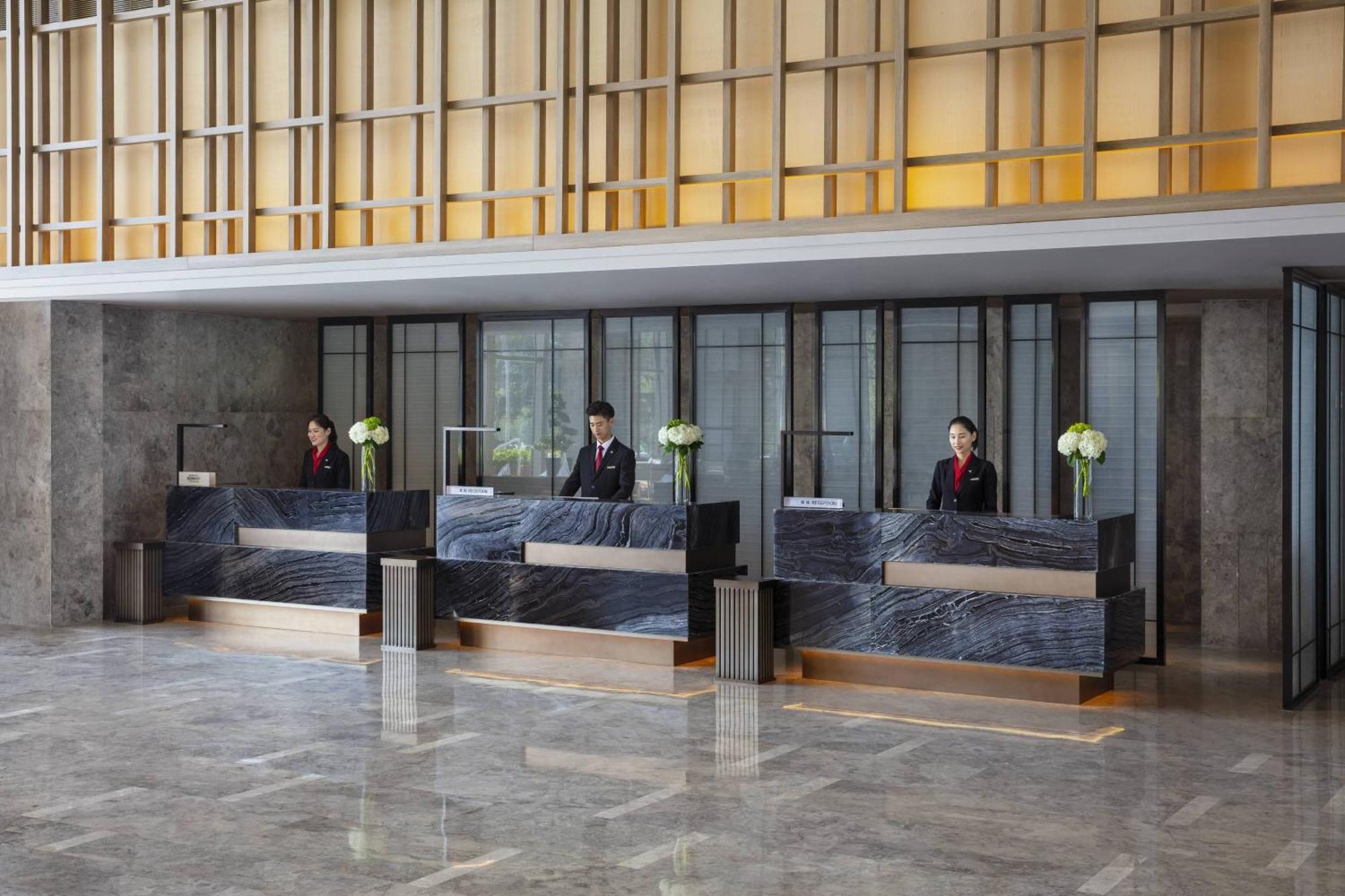 Xuzhou Marriott Hotel Lakeview Bagian luar foto